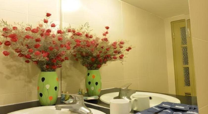 Hanoi Serenity Hotel 2 Exteriör bild